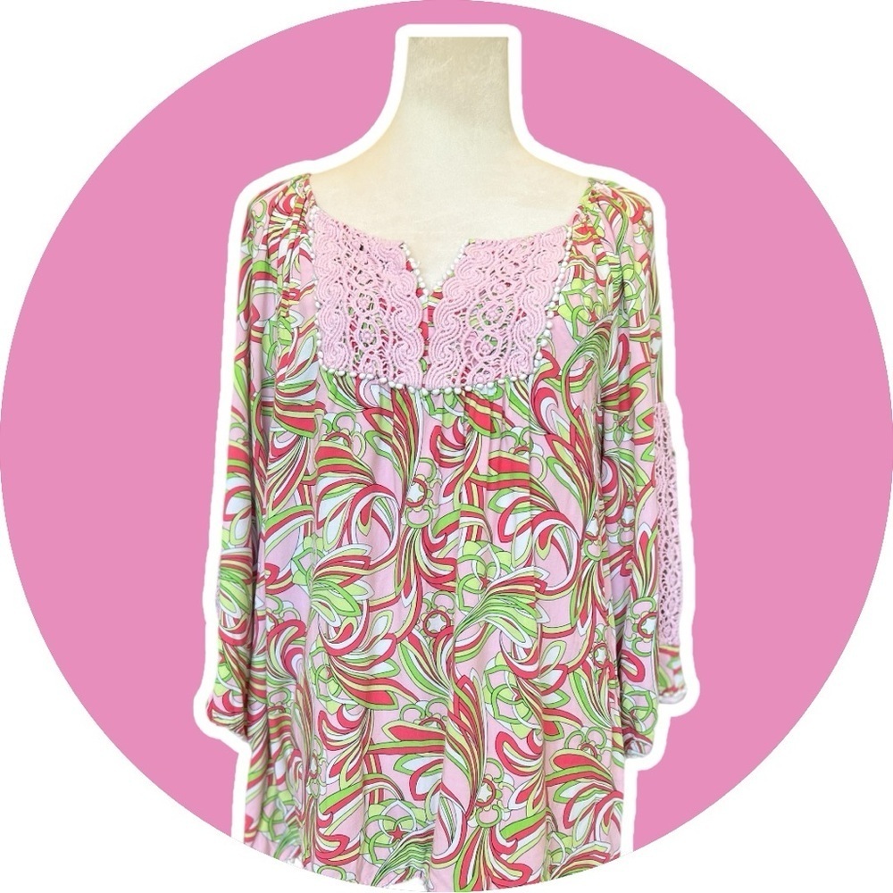 Crown & Ivy Pink and Green Relaxed Blouse with Graphic Print